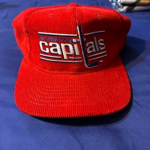 NHL Washington Capitals The Classic Vintage Hat and Reebok Winter Hat Bundle